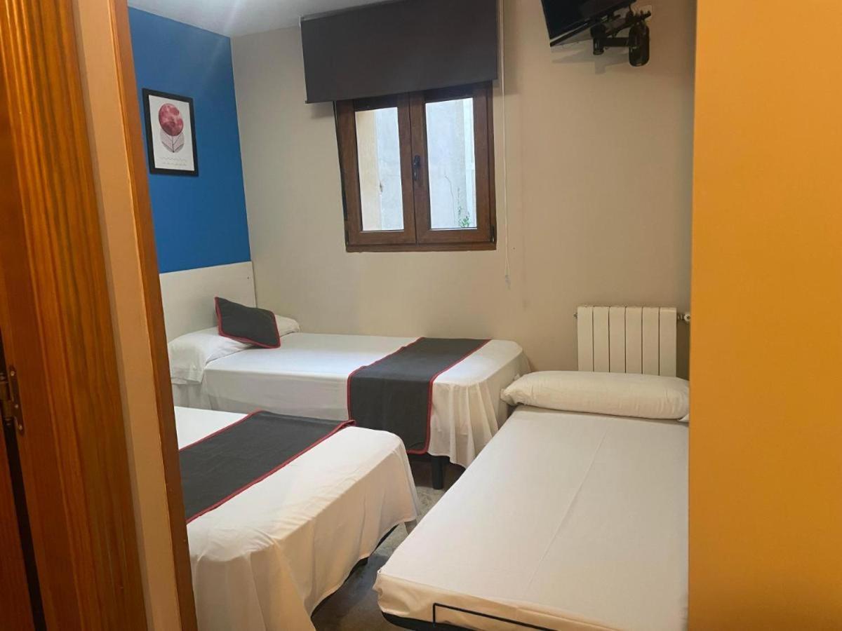 Hospedaje Bar El Gato Del Acueducto Segovia Eksteriør bilde